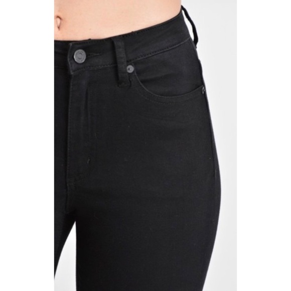 🆕 Ravens - Black Mid-Rise KanCan Jeans - Picture 2 of 4